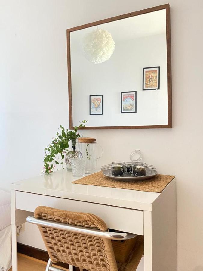 Amazing Private Room In Apartment With Sea Beach View - Pool - Park - Private Condominium - Access To The Beach Oeiras Exterior photo